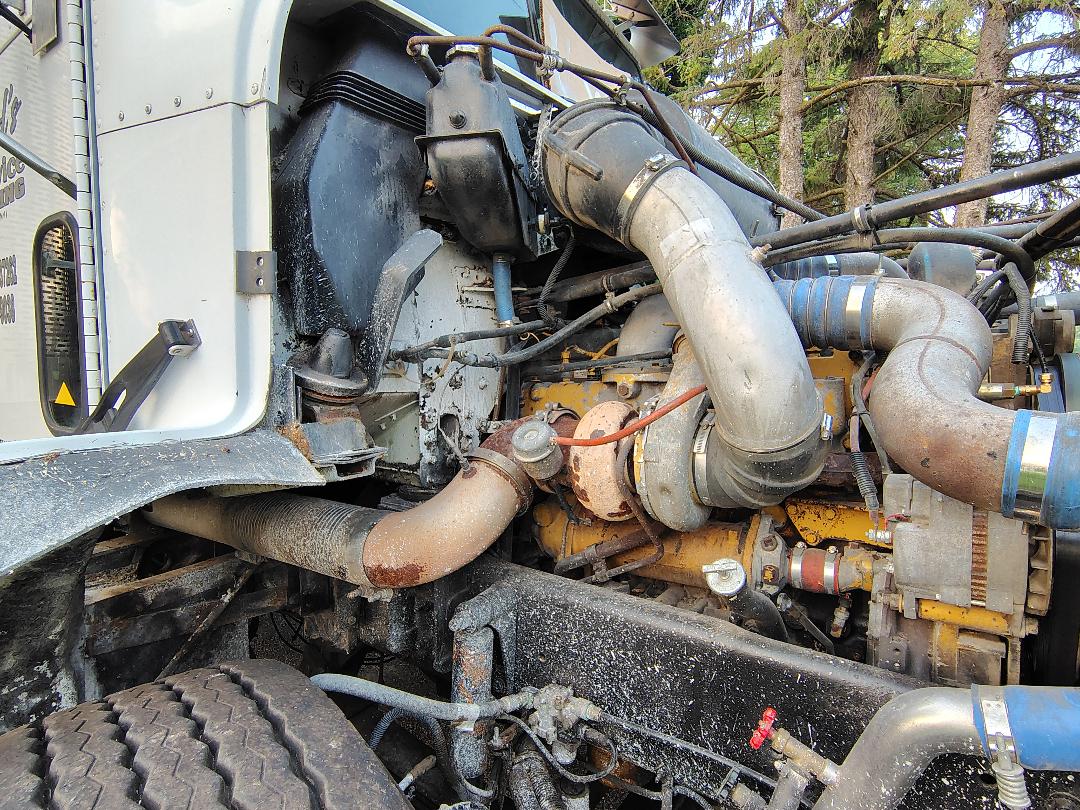 1999 FREIGHTLINER 5-Axle - Image 37